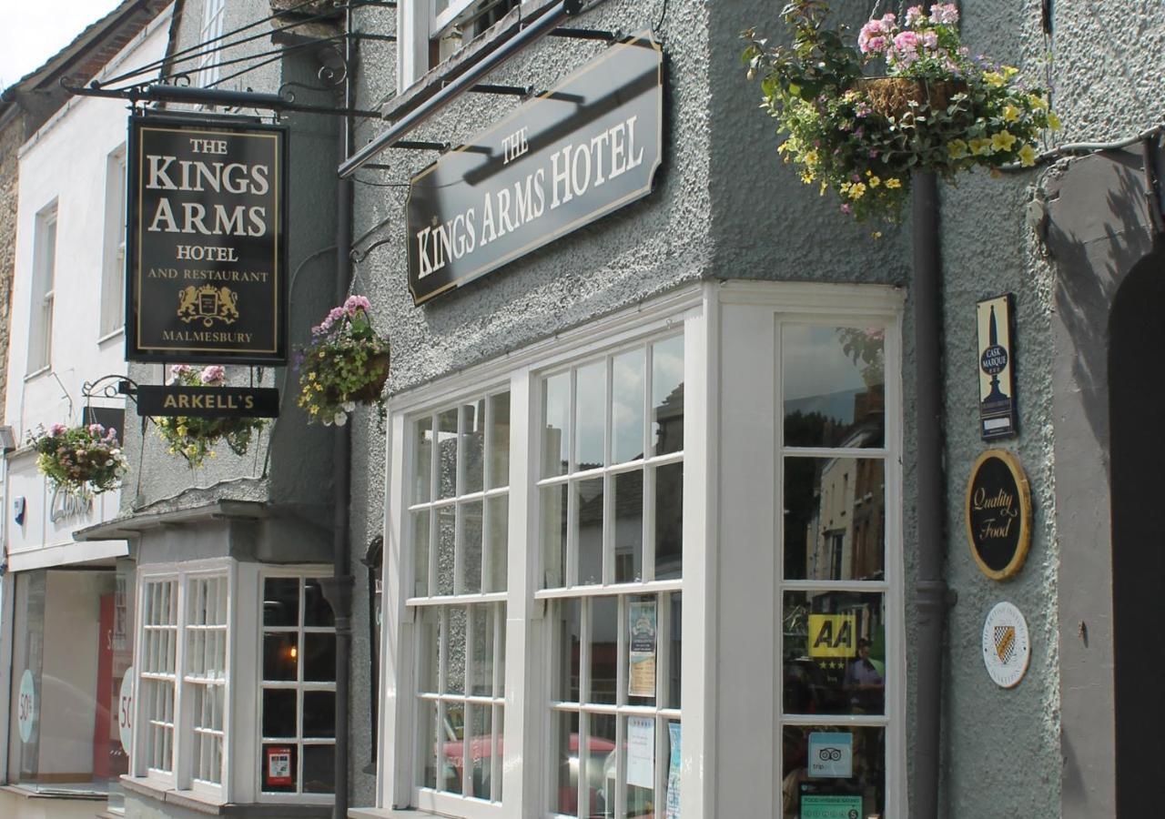 The Kings Arms Hotel Malmesbury Bagian luar foto